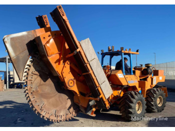 Ditch-Witch R100 - Scavafossi