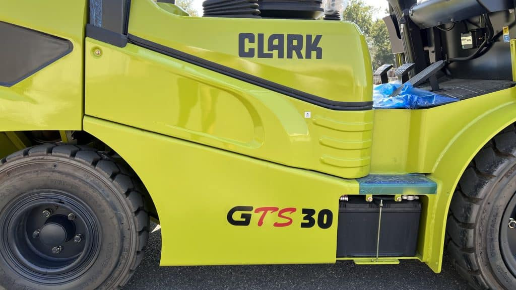 Leasing di  Clark GTS30 Clark GTS30: foto 10