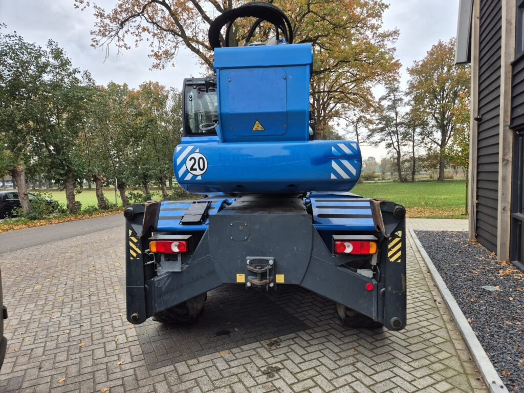 Sollevatore telescopico MAGNI RTH 5.21