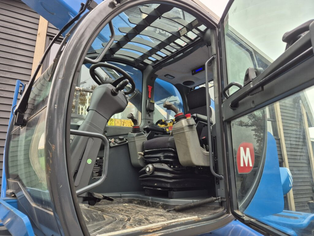 Sollevatore telescopico MAGNI RTH 5.21