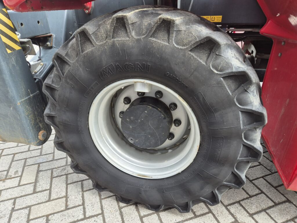 Sollevatore telescopico MAGNI RTH 5.23