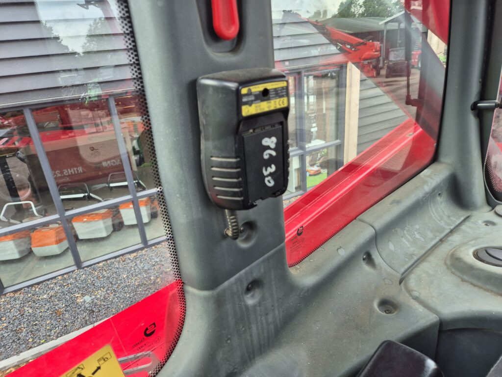 Sollevatore telescopico MAGNI RTH 5.23