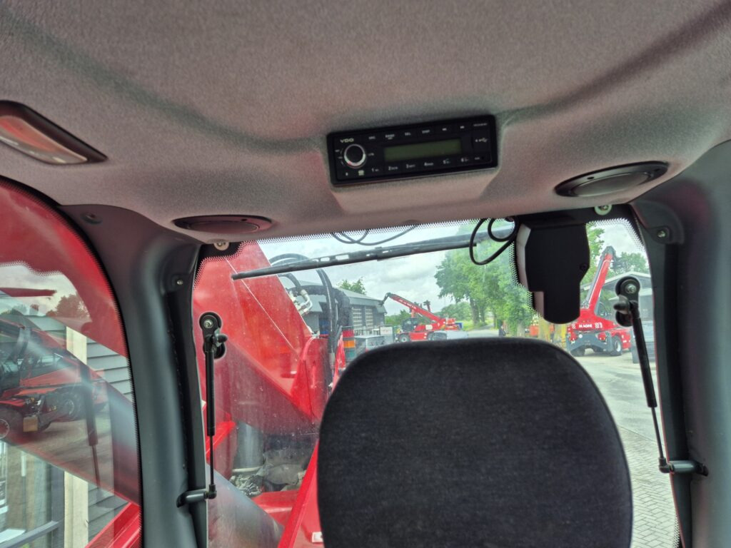 Sollevatore telescopico MAGNI RTH 5.23