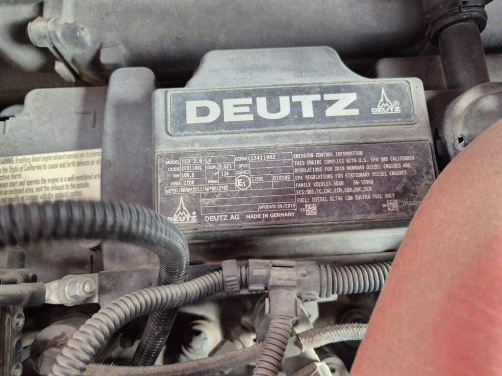 Sollevatore telescopico MAGNI RTH 5.23