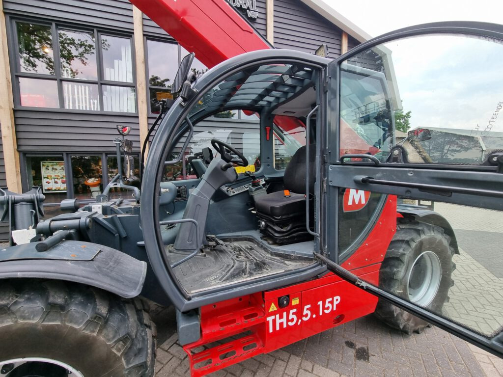 Sollevatore telescopico MAGNI TH5,5.15P