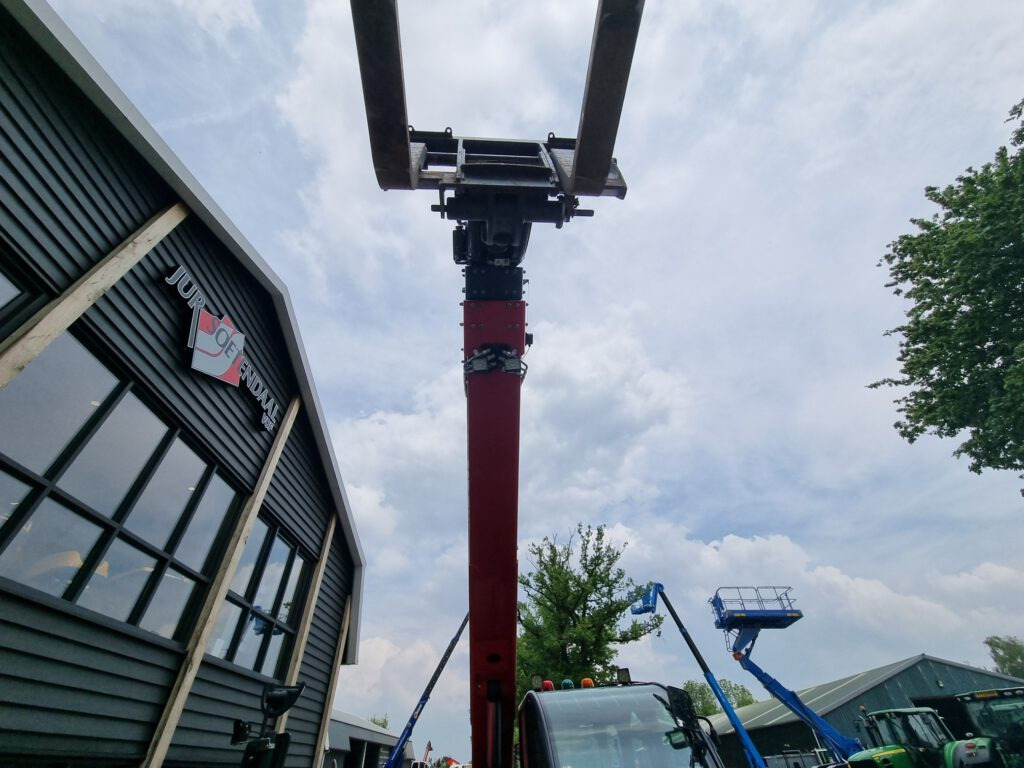 Sollevatore telescopico MAGNI TH5,5.15P