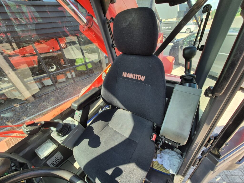 Sollevatore telescopico MANITOU MRT 1840 easy