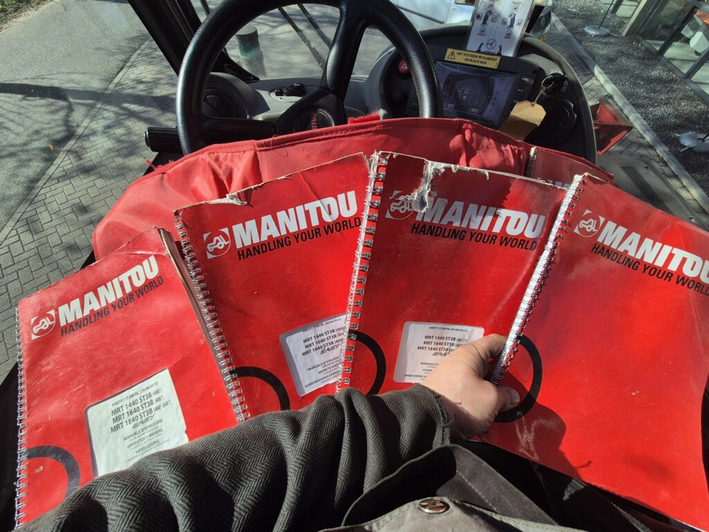 Sollevatore telescopico MANITOU MRT 1840 easy