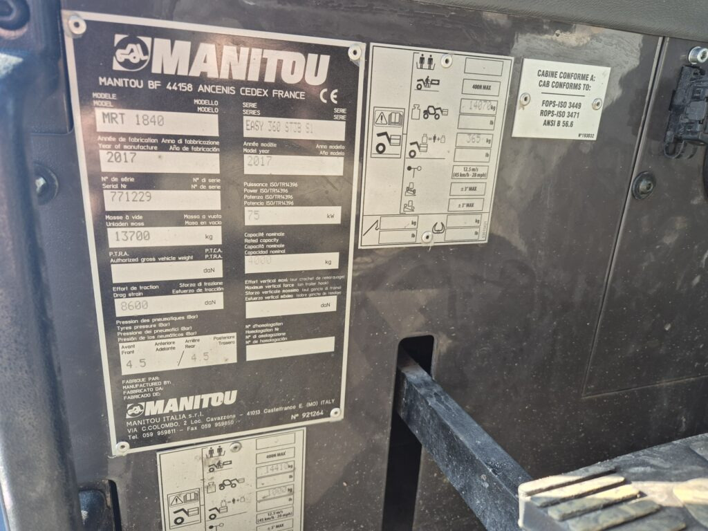 Sollevatore telescopico MANITOU MRT 1840 easy