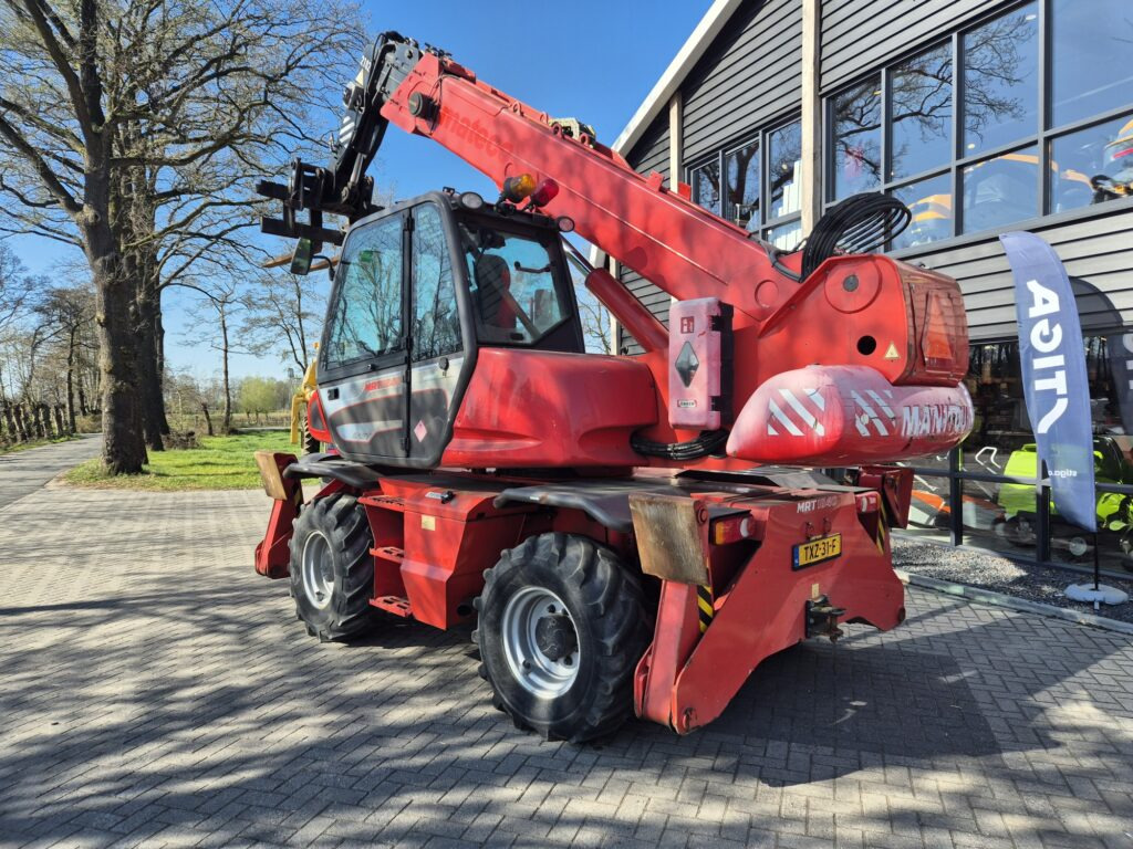 Sollevatore telescopico MANITOU MRT 1840 easy