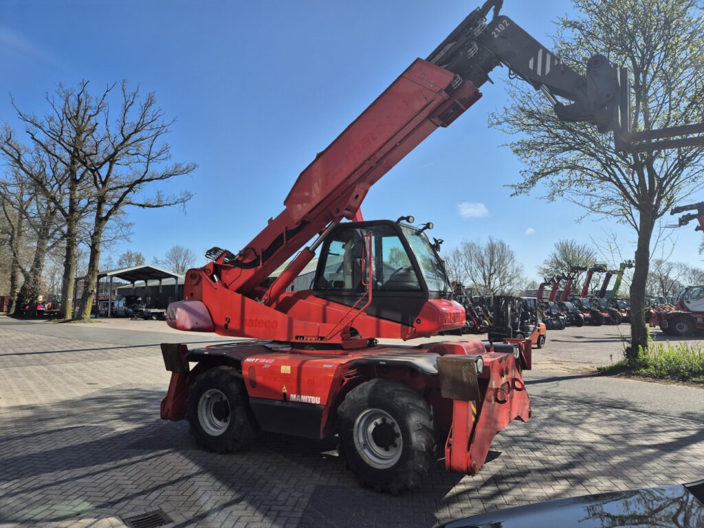 Sollevatore telescopico MANITOU MRT 1840 easy