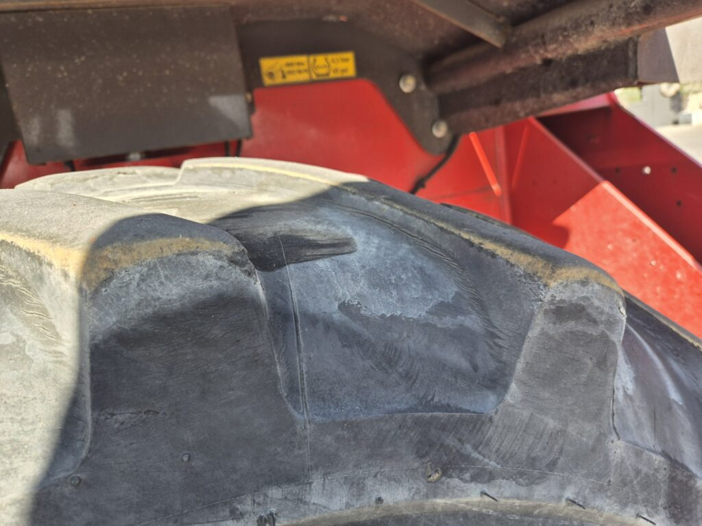 Sollevatore telescopico MANITOU MRT 1840 easy