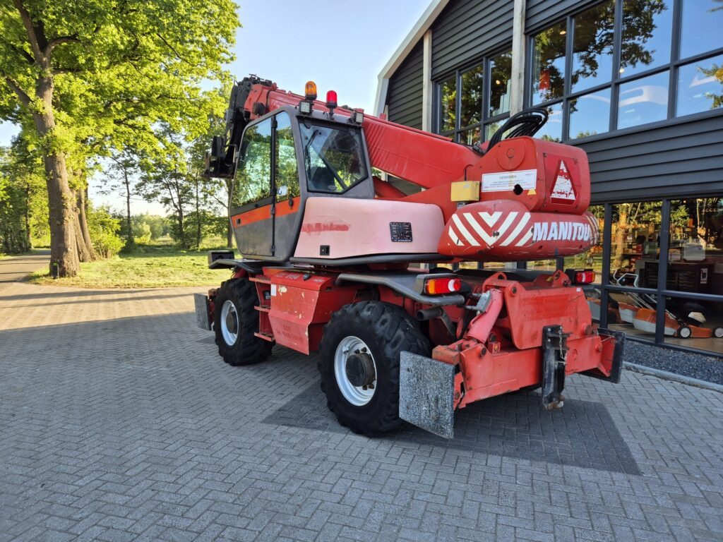 Sollevatore telescopico MANITOU MRT 2150 M-series