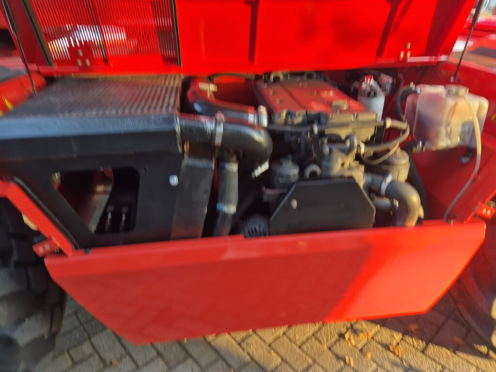 Sollevatore telescopico MANITOU MRT 2150+ privilege