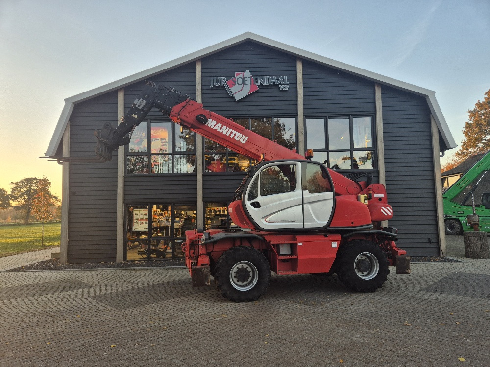 Sollevatore telescopico MANITOU MRT 2150 privilege