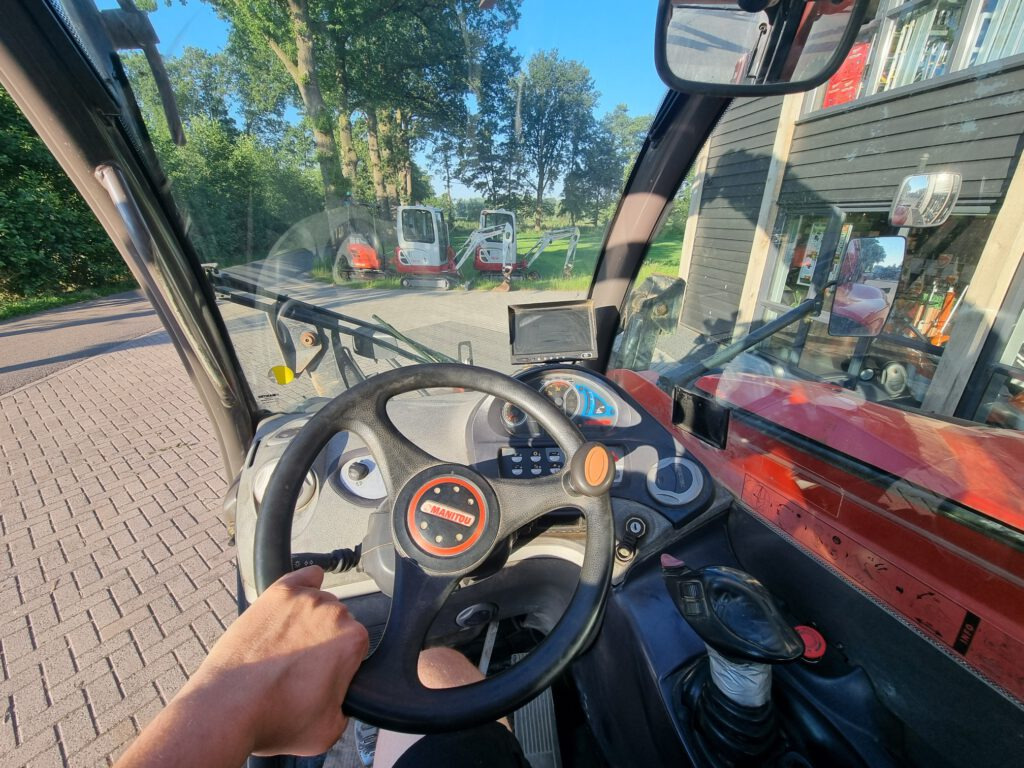 Sollevatore telescopico MANITOU MT 1840 privilege