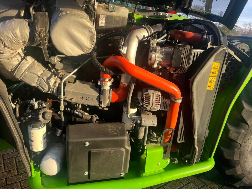 Sollevatore telescopico MERLO 65.9 TF