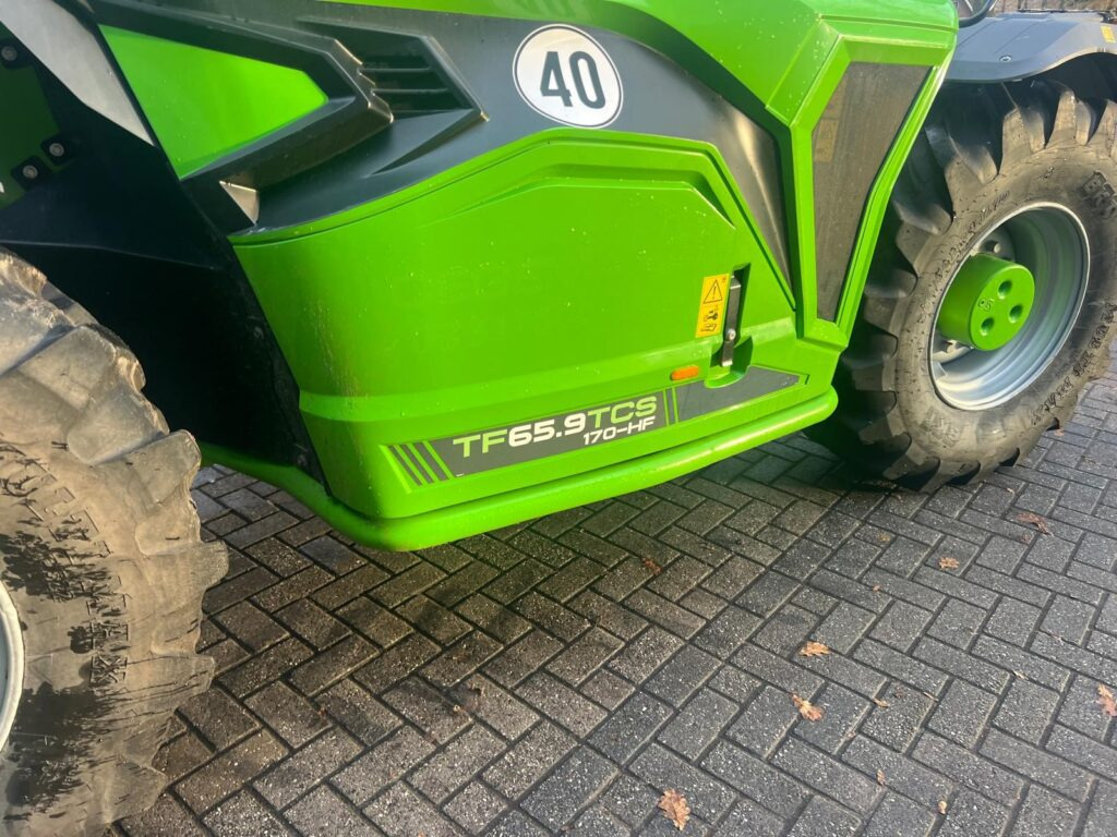 Sollevatore telescopico MERLO 65.9 TF