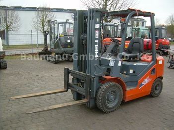 Carrello elevatore Heli CPQD 25, Triplex Freihub Seitenschieber