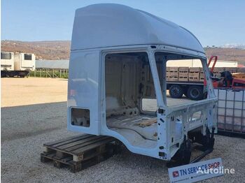  IVECO Cube e HI-Way (5801758694)   IVECO STRALIS truck - cabina