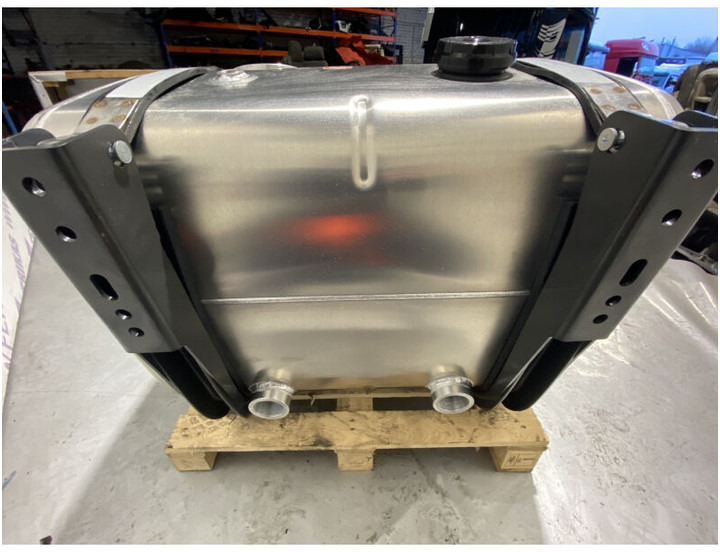Serbatoio idraulico per Camion nuovo Hydraulic aluminum oil tank 250L: foto 5