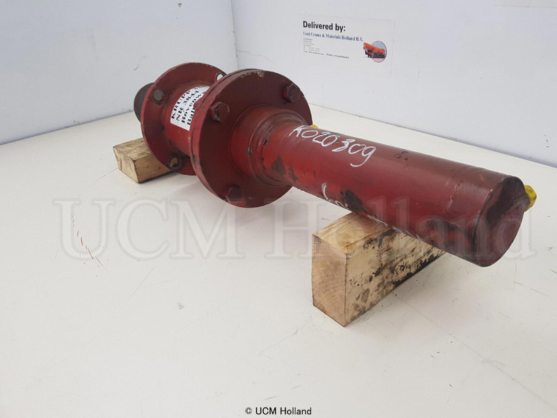 Cilindro idraulico per Gru Krupp Krupp 350 GMT counterweight cylinder: foto 2