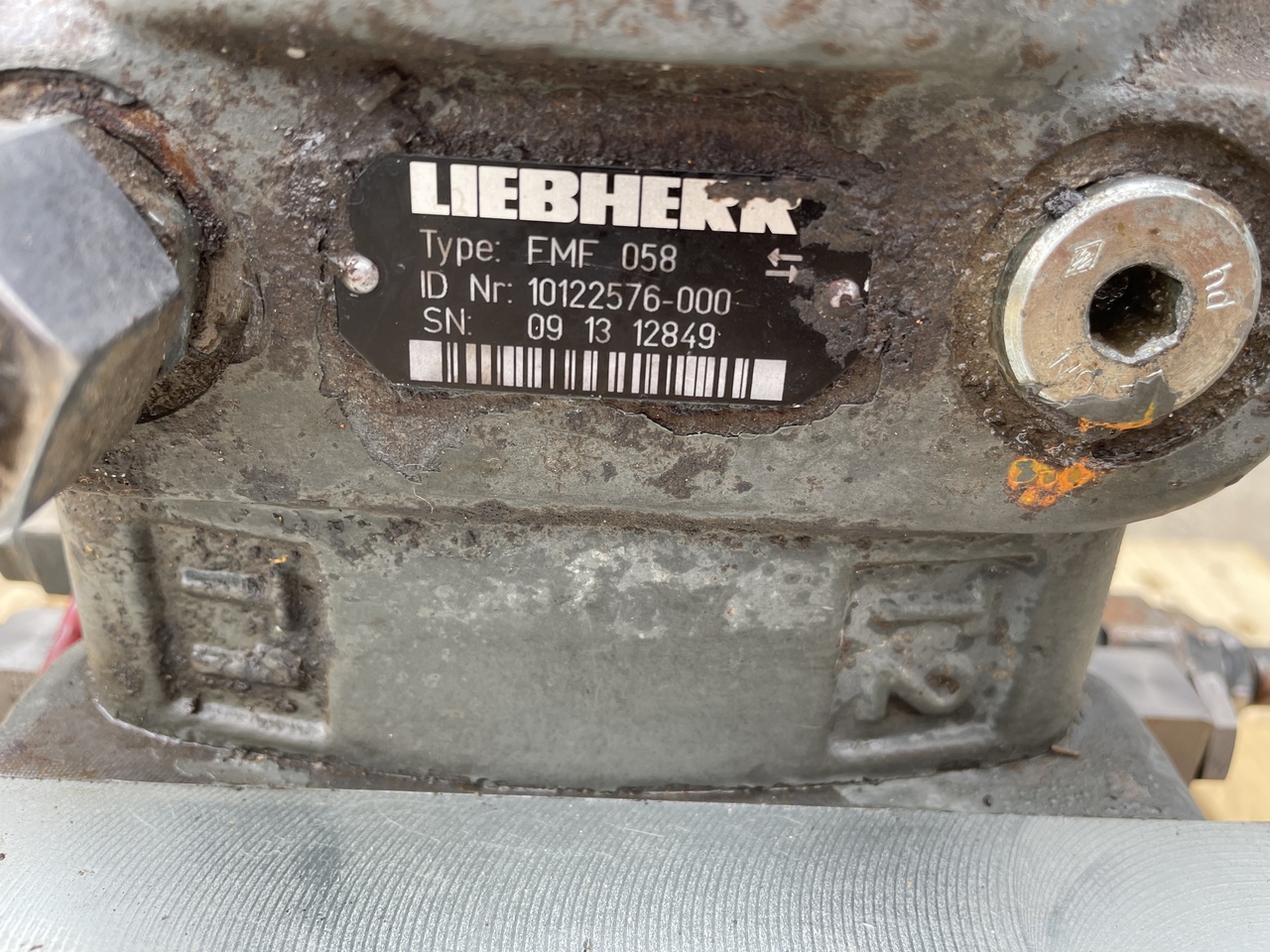 Motore idraulico per Escavatore LIEBHERR Fmf 058: foto 5