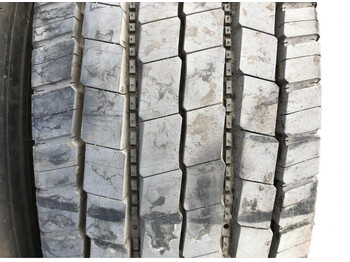 Cerchi e pneumatici Michelin Atego 817 (01.98-12.04): foto 1