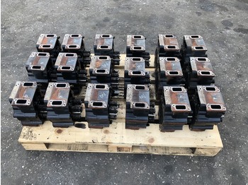 Motore e ricambi SCANIA DC 13  cylinder heads - complete  1909203  PDE: foto 1