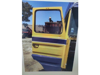 Scania 143.500  - Porta e ricambi per Camion: foto 1