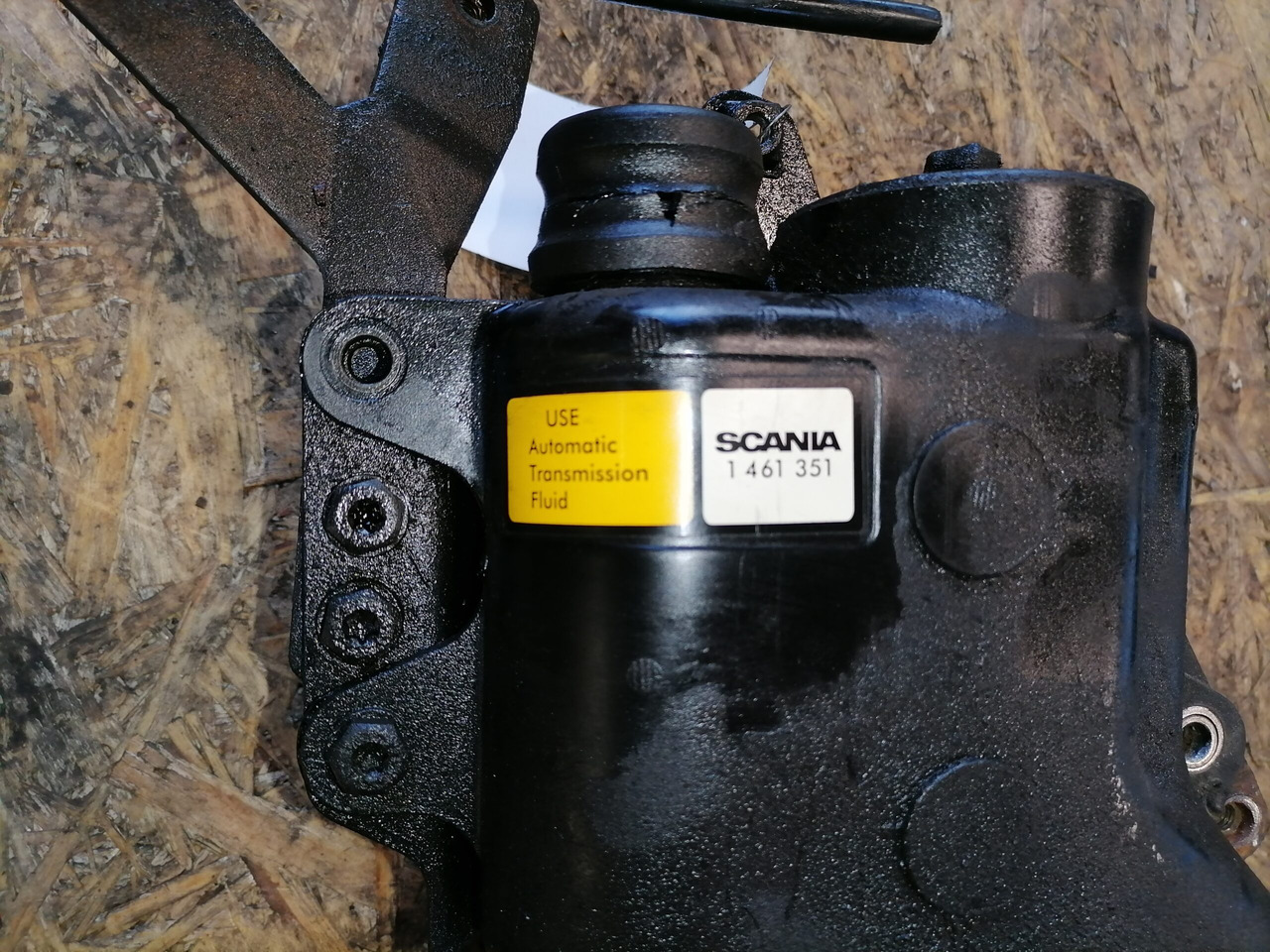 Tubo di sterzo per Camion Scania Scania steering oil tank 1461351: foto 4