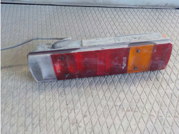 Fanale posteriore per Camion Tail light right Scania 4 series 1996-2005: foto 1