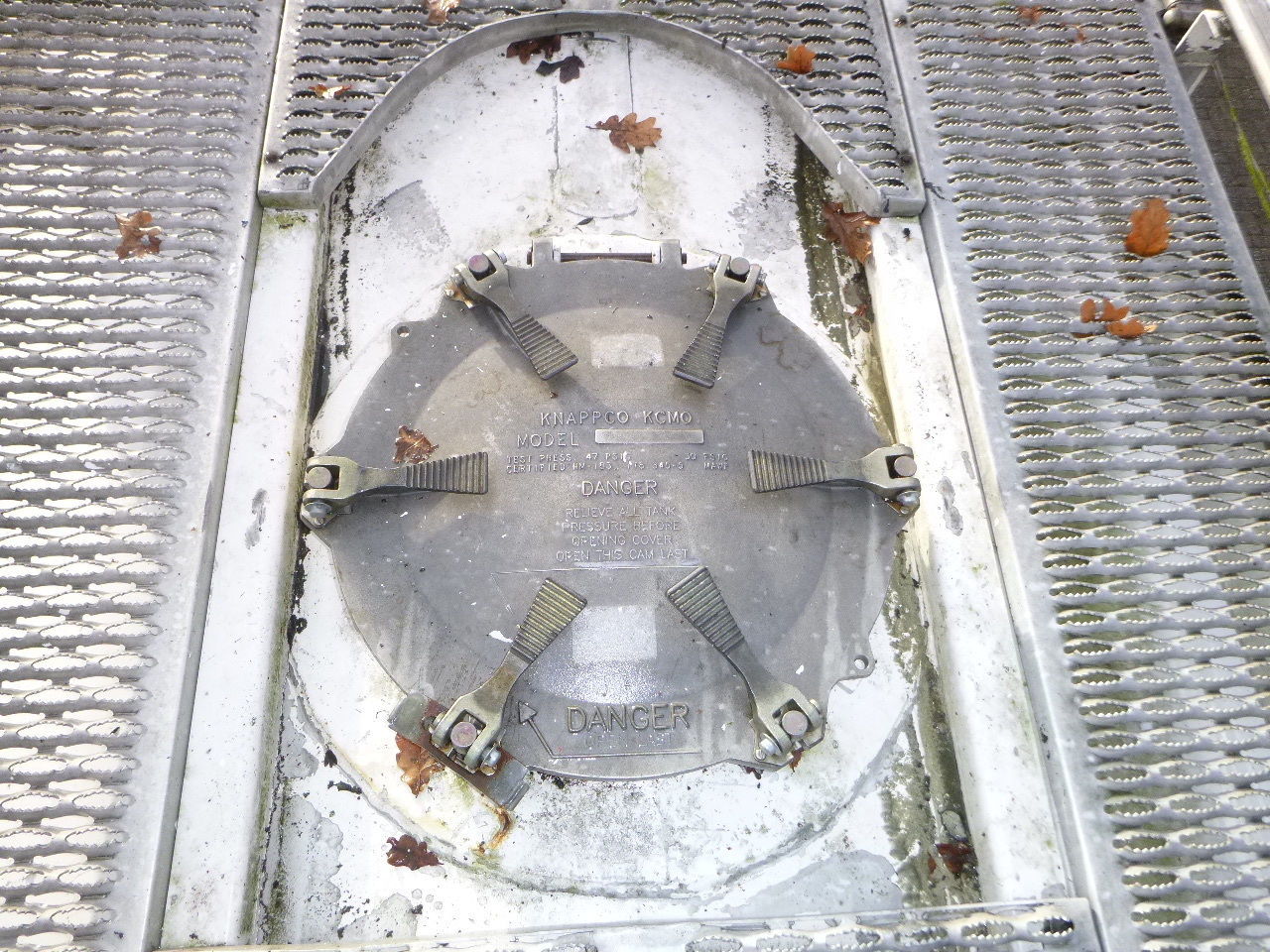 Semirimorchio cisterna per il trasporto di farina Cobo Powder tank alu 58 m3 (tipping): foto 14