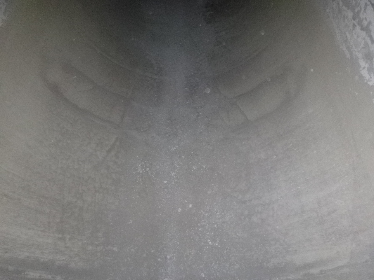 Semirimorchio cisterna per il trasporto di farina Feldbinder Powder tank alu 60 m3 / Compressor diesel engine.: foto 37