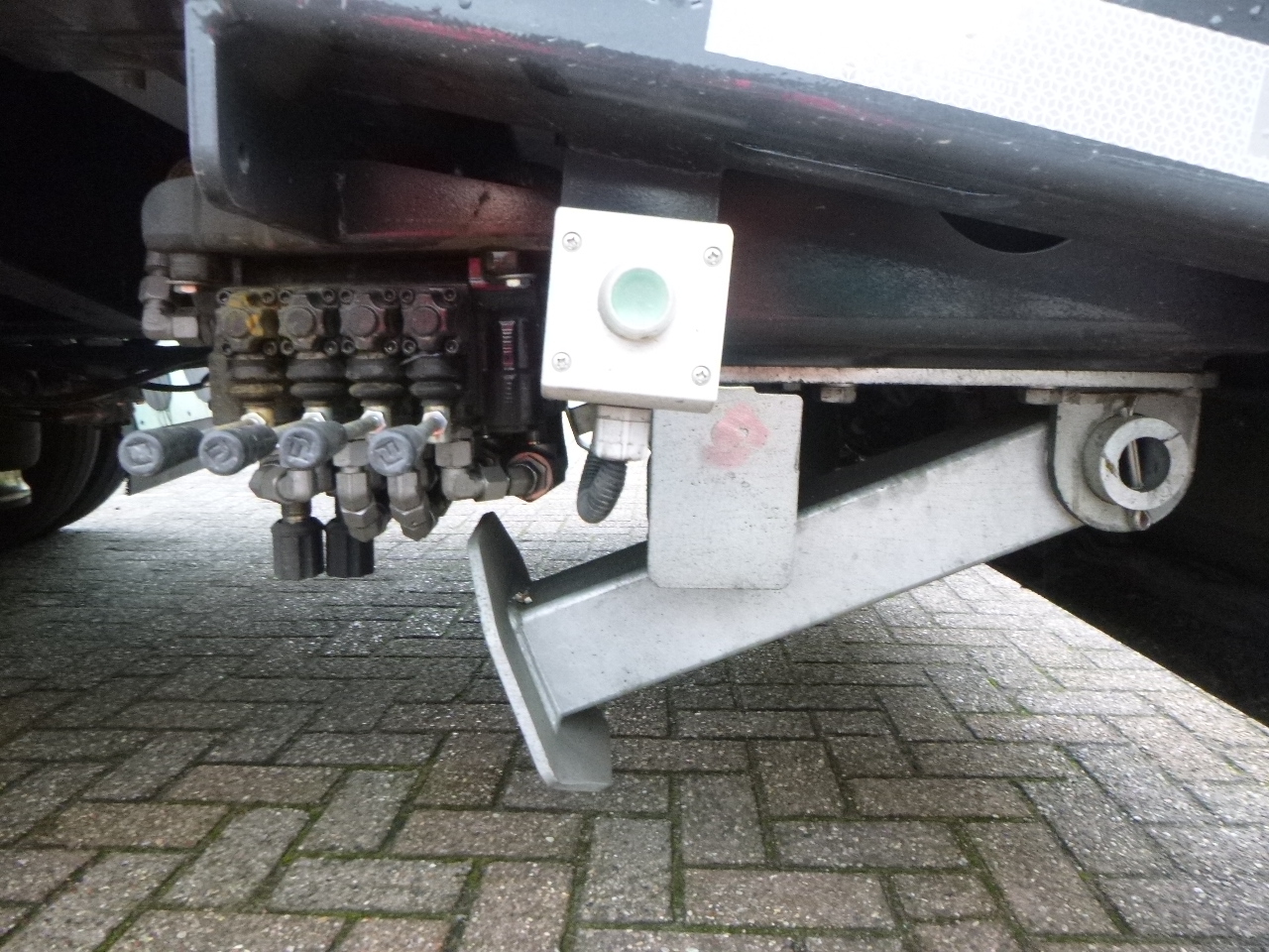 Semirimorchio pianale ribassato nuovo Langendorf 3-axle semi-lowbed trailer 48T ext. 13.5 m + ramps: foto 21