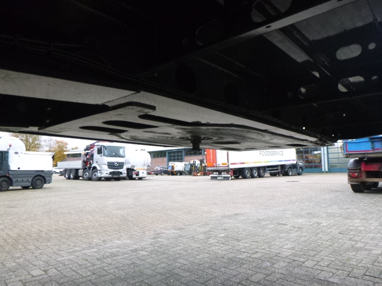 Semirimorchio pianale ribassato nuovo Langendorf 3-axle semi-lowbed trailer 48T ext. 13.5 m + ramps: foto 25