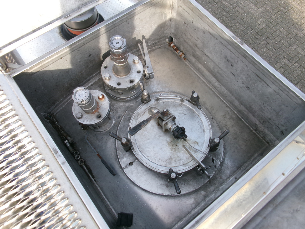 Semirimorchio cisterna per il trasporto di prodotti chimici Magyar Chemical tank inox 29.8 m3 / 1 comp: foto 20
