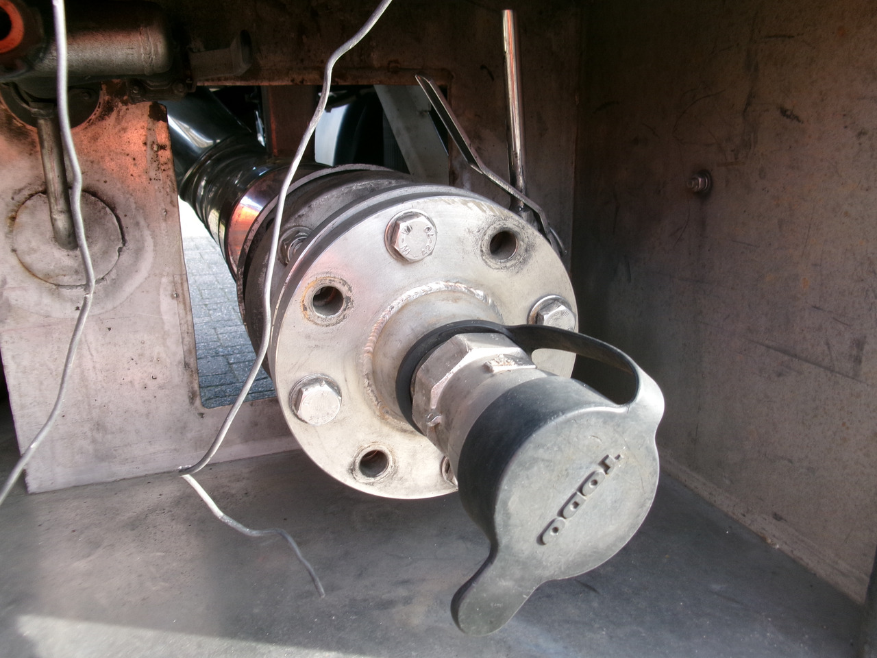 Semirimorchio cisterna per il trasporto di prodotti chimici Magyar Chemical tank inox 29.8 m3 / 1 comp: foto 12
