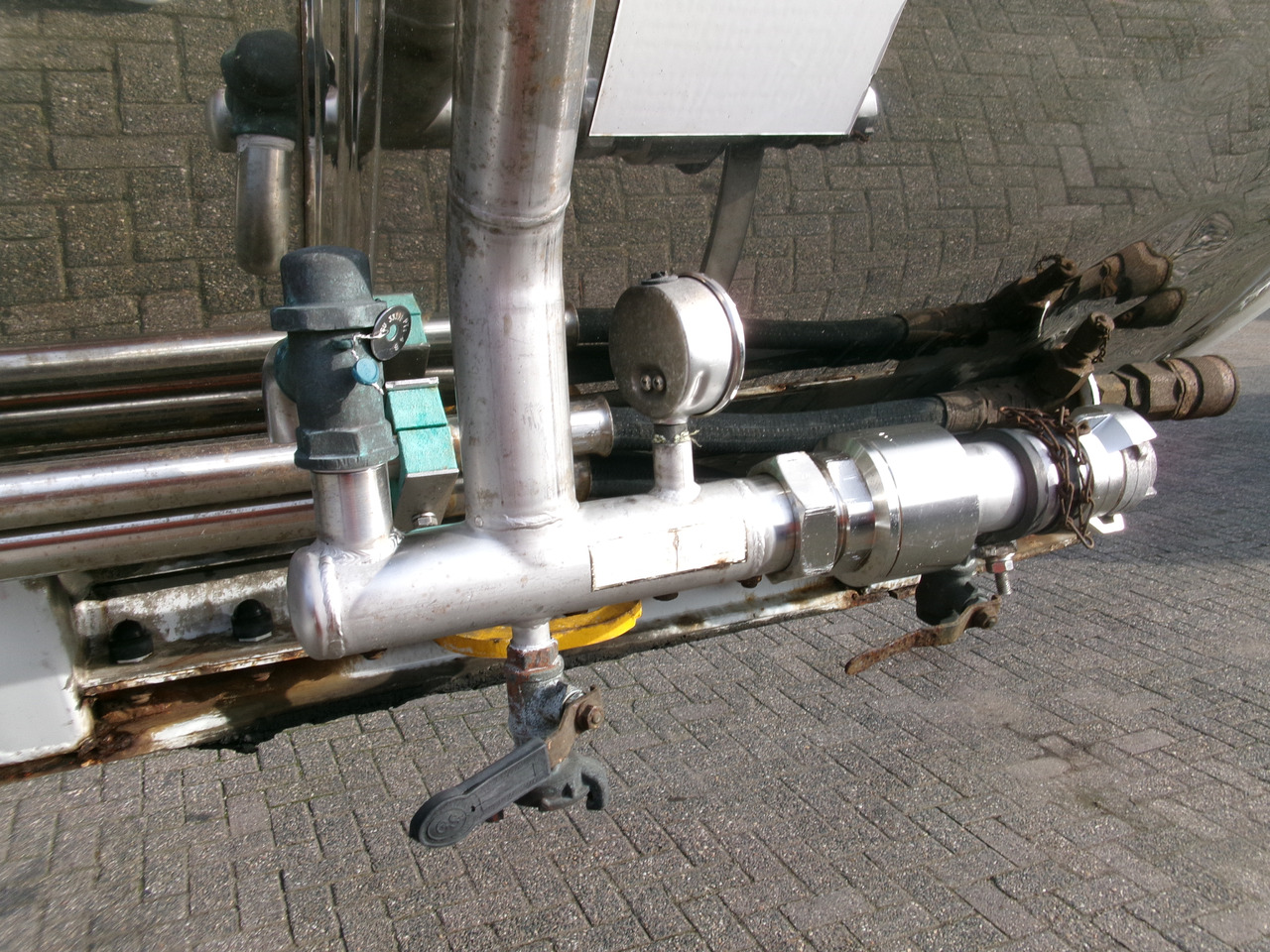 Semirimorchio cisterna per il trasporto di prodotti chimici Magyar Chemical tank inox 29.8 m3 / 1 comp: foto 17