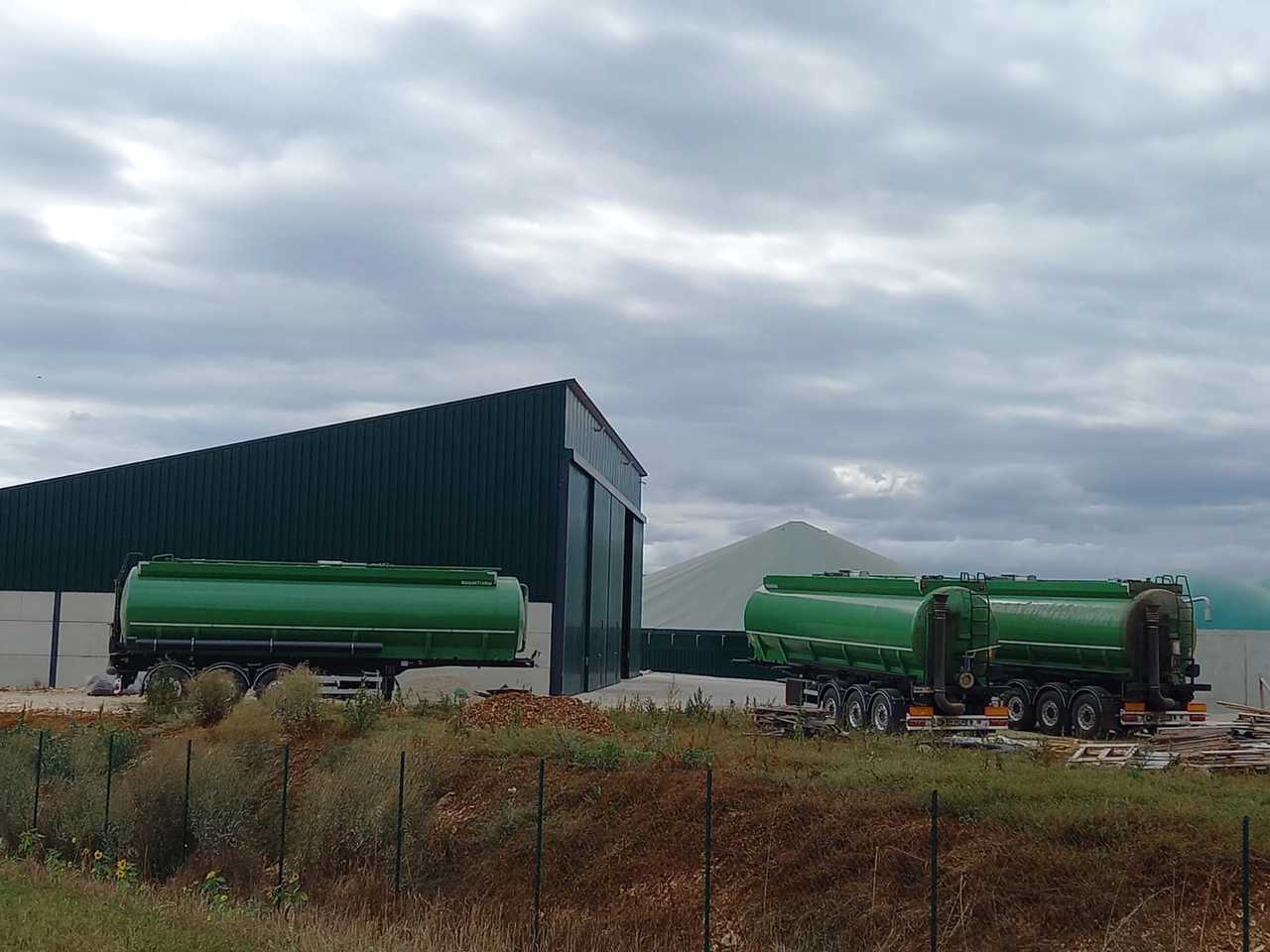 Semirimorchio cisterna per il trasporto di prodotti chimici nuovo NURSAN Slurry Tanker: foto 13