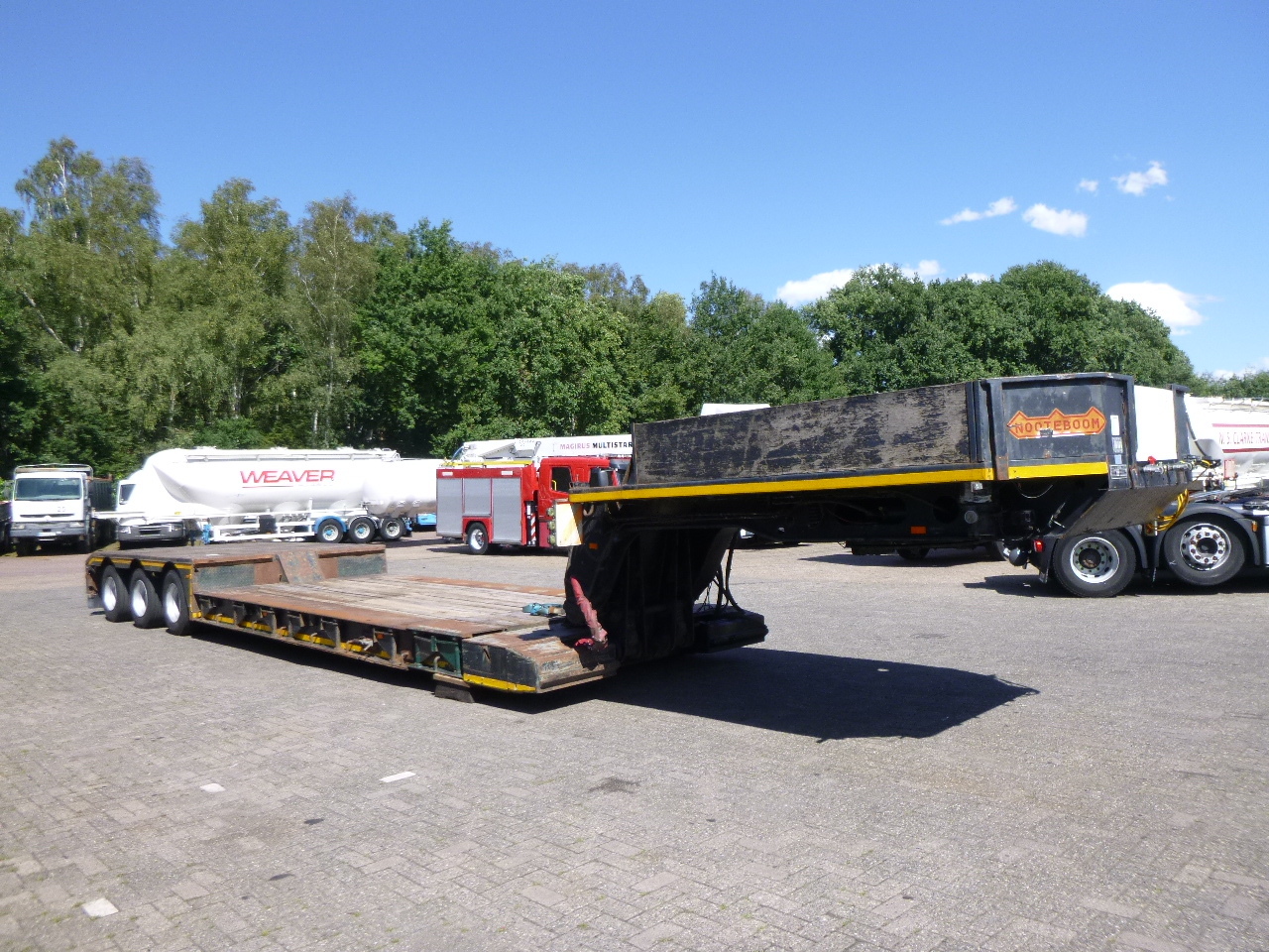 Semirimorchio pianale ribassato Nooteboom 3-axle lowbed trailer 33 t / extendable 8.5 m: foto 2
