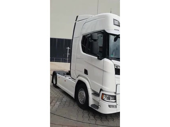 Trattore stradale SCANIA R 500