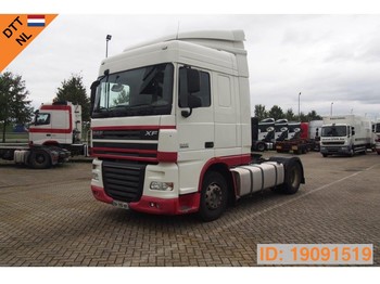 Trattore stradale DAF XF105.410 Space Cab