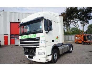 Trattore stradale DAF XF105-460 Spacecab Automatic Euro-5 2013: foto 1