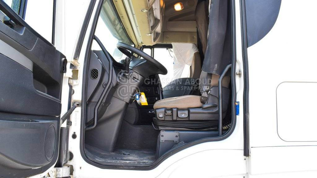 Trattore stradale IVECO AS440S46T/P A/T with Adblue Euro 6 MY 2017: foto 11