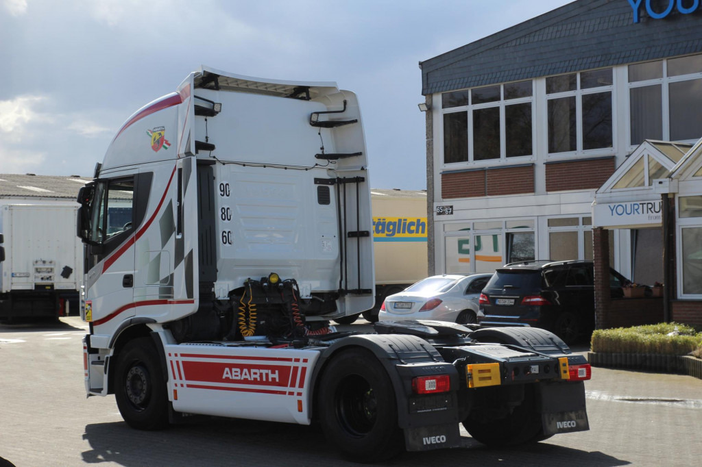 Trattore stradale Iveco AS 510  XP-ABARTH Edition  Retarder  Leder  Voll!