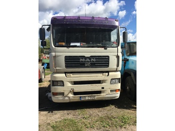 Trattore stradale MAN 18.460