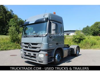 Trattore stradale Mercedes-Benz Actros 1844 4x2: foto 1