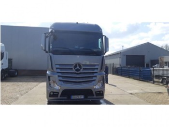 Trattore stradale Mercedes Benz Actros 1845: foto 1