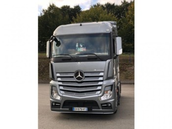 Trattore stradale Mercedes Benz Actros 1845: foto 1